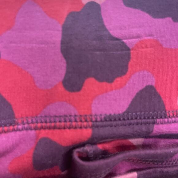 Denim & Co. Active Women's LP Pink Camo Regular Duo Stretch Printed Leggings - Picture 7 of 7
